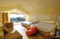 DaLart Glamping & Coffee Hotels in Đức Trọng District