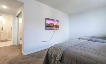 Bright Apartment Walk to Ballston Metro
