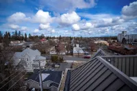 Brewster Hall Hotels in Cheney