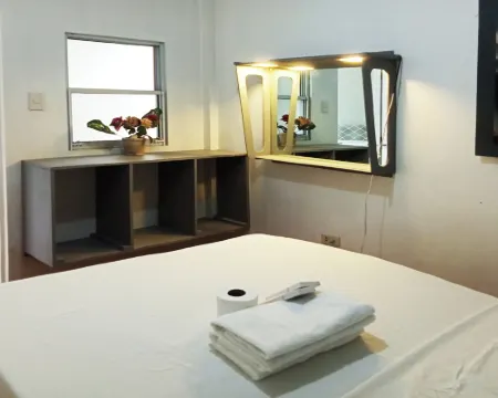 Liezel's B&B Hotels in Palompon
