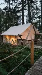 Haida Gwaii Glamping Co. Hotels in North Coast