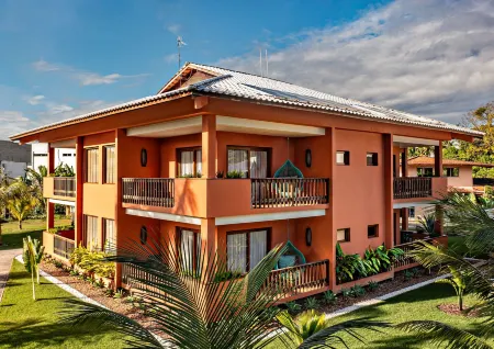 Village Paraíso Tropical Отели рядом с достопримечательностью «Ilha da Saudade»