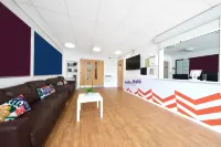 North Court Hotels in Caerphilly