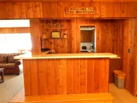 Timber Run Hotels near Arrow