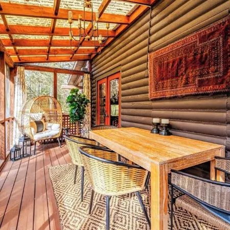 Private, Modern, Pet-Friendly Log Cabin: Winter Getaway on 6 Acres,