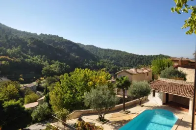 Les Terrasses de la Roque-Alric