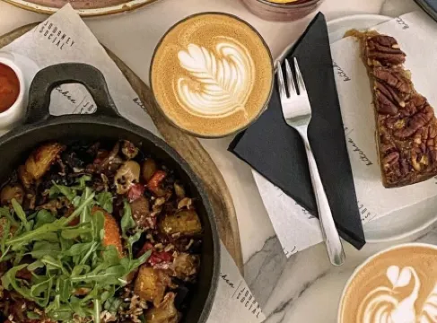 Domain Boutique Rooms Отели рядом с достопримечательностью «Hyning Monastery»