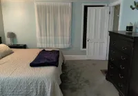 Village Gem - convenient, Spacious, 2 bedroom - Can be ADA Accessible Hotels in Clayton