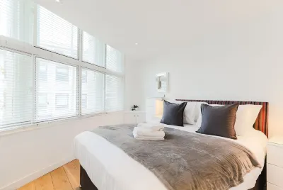 Trafalgar Square by Excel Apartments Hotels in Canary Wharf
