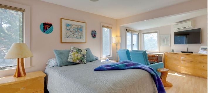 Gorgeous 4BR/3BA Wellfleet Cove-view home with Amazing Sunsets and Bay Views ウェルフリートのホテル