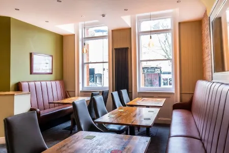 The Windmill Hotel Отели в г. Мейблторп энд Саттон