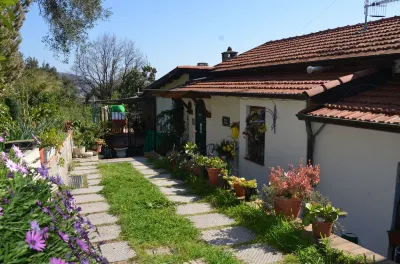 La Castellana Una Finestra Sul Mare- Air Conditioned فنادق في Lerici