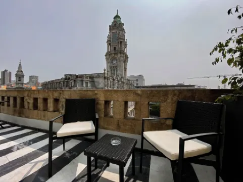 262 Boutique Aliados Отели рядом с достопримечательностью «Ратуша Порту»