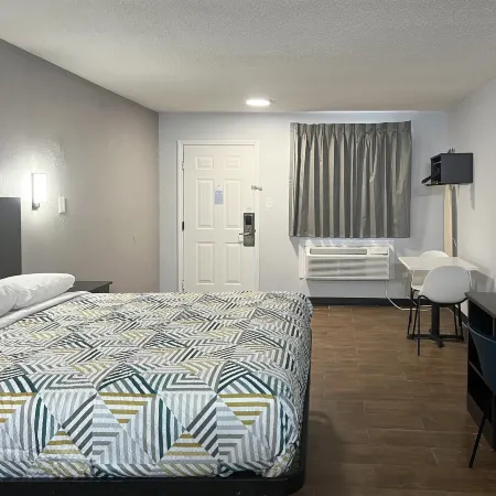 Studio 6 Suites Hurricane, WV