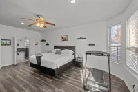 Keller’s Crown Jewel - 5Br Retreat w/ Hot Tub & Pool Table