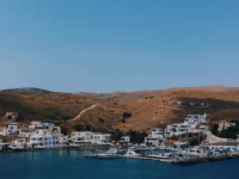 Alos Seafront Gem - Loutra Seaview Escape Hotels in Kythnos