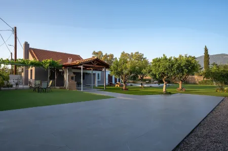 Private Pool Retreat - Georgia's Garden Oasis