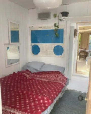 Cosy with a Real Cornish Feel Right on the Beach, Near Padstow.