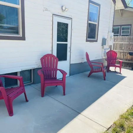 Cozy 3-bedroom house in charming Casper with AC, WiFi. Centrally located!