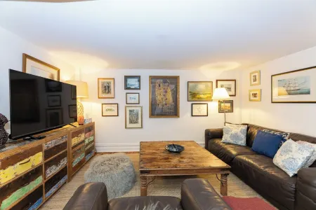 Luxury mansion loft by the beach