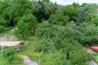 Semidetached house: Cozy with large garden Hotels in Herrenberg