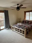 Rustic; Lodge Perfect Gateway; golf and lake