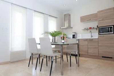 Palapa Suite # 4, walk to Eagle Beach Hotels near Aruba Oasis Eagle Beach Ocean Front