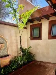 COZY COLONIAL TWO-BEDROOM FAMILY HOME WITH BEAUTIFUL TERRACE WITH VOLCANOES VIEW