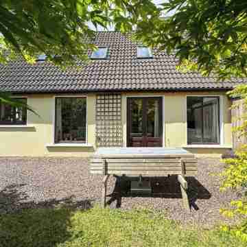 Rusheens Cottage. Charming comfortable cottage with sauna in peaceful valley. Hotel Exterior