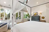 SERENITY SHORES Private Luxury 5-Level Tropical Oasis, Pool, Steps to Beach