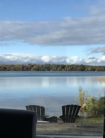 Sleeping Bear Dunes Pet Friendly Cottage on the Lake