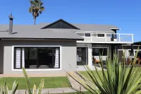 Salty Villa Hotels in 