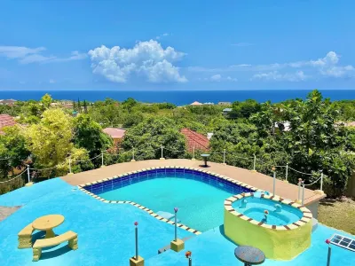 Ocean Views, Pool, Sunrises & Serenity Hotel a 