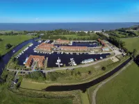 Beautiful apartment on the Baltic Sea overlooking marina