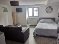 T1 à Louer Centre Ville de Guéret Pouvant Accueillir 4 Personnes Hotels in Gueret