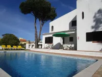 Detached villa with private pool 1.5 km from Vilamoura marina -  case vacanza in affitto
