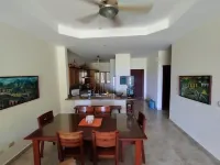 Hacienda Iguana 2 bdrm 2 bth Surf Condo w/pool
