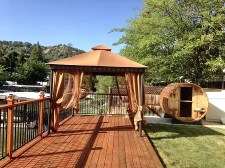 2 bedroom house with a 500 sf private dock with swimming ladder, Finnish sauna