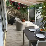 House with private spa not far from the beach