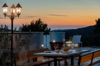 An oasis of tranquility with beautiful ocean views Các khách sạn ở Sevid