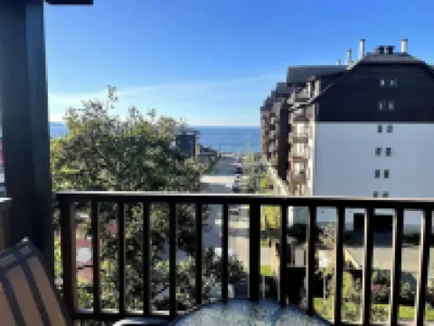 Beautiful Apartment With Terrace and Lake View