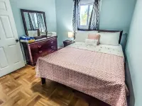 2 bedroom 2 bathroom beach house, beach right at your door steps, Hotels in Steventon