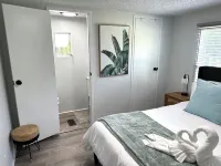 Cozy Beach Home w/ Fire Pit, Grill & Outdoor Swings— Min from Surf City Pier! Hotels in Pender County
