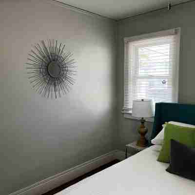 Chic Western 1-Bedroom Blocks to Downtown Cheyenne Rooms