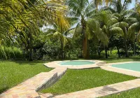 Private Spacious Modern 4BR Home with Full Kitchen Hotels in San Miguel