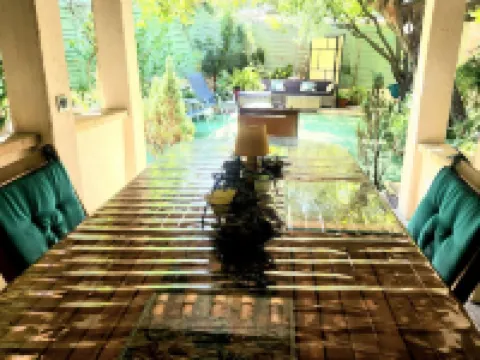 Beautiful apartment with private garden