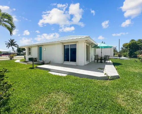 Pet Friendly, Golf Cart Included, Exuma Villa, Treasure Cay, Bahamas Hotels in Great Abaco