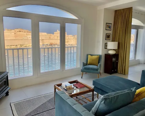 Gran Harbour Penthouse Hotels in Senglea