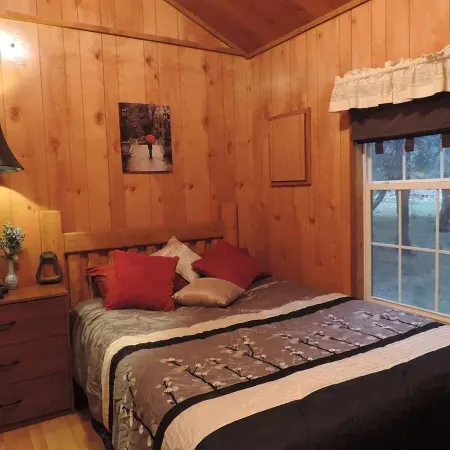 Hansel & Gretel Charming Cabin @ HomeAway Ranch & NoahSanctuary - Pet Friendly!