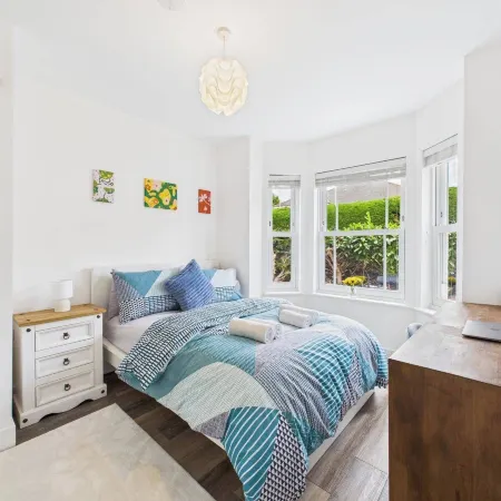 4Br4Ensuite-Garden-W&D-CloseToCityCentre